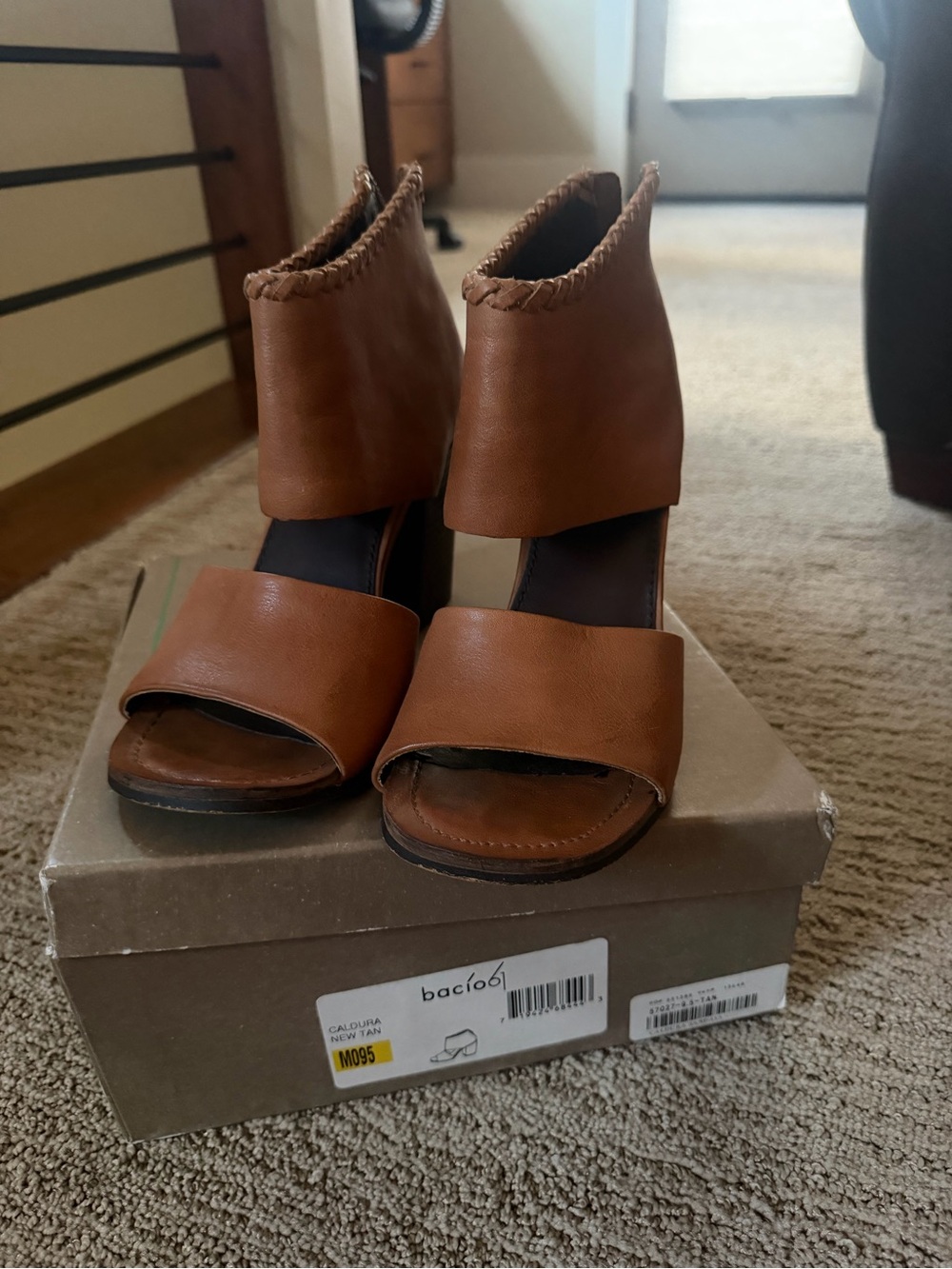 Bacío 61 Open-Toe Brown Leather Heeled Sandals